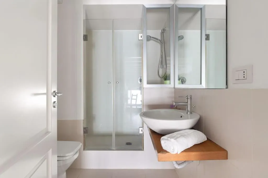 Palazzo Sambuca Apartment Kalsa Palermo İtalya