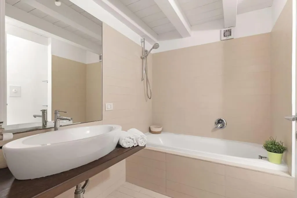 Palazzo Sambuca Apartment Kalsa Palermo